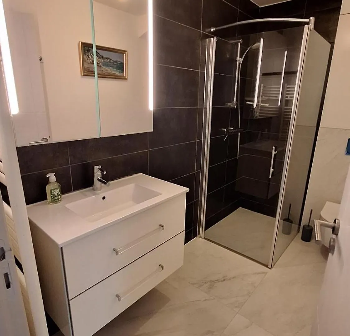 Beau 2 Pieces Rue D'Antibes Apartment Cannes