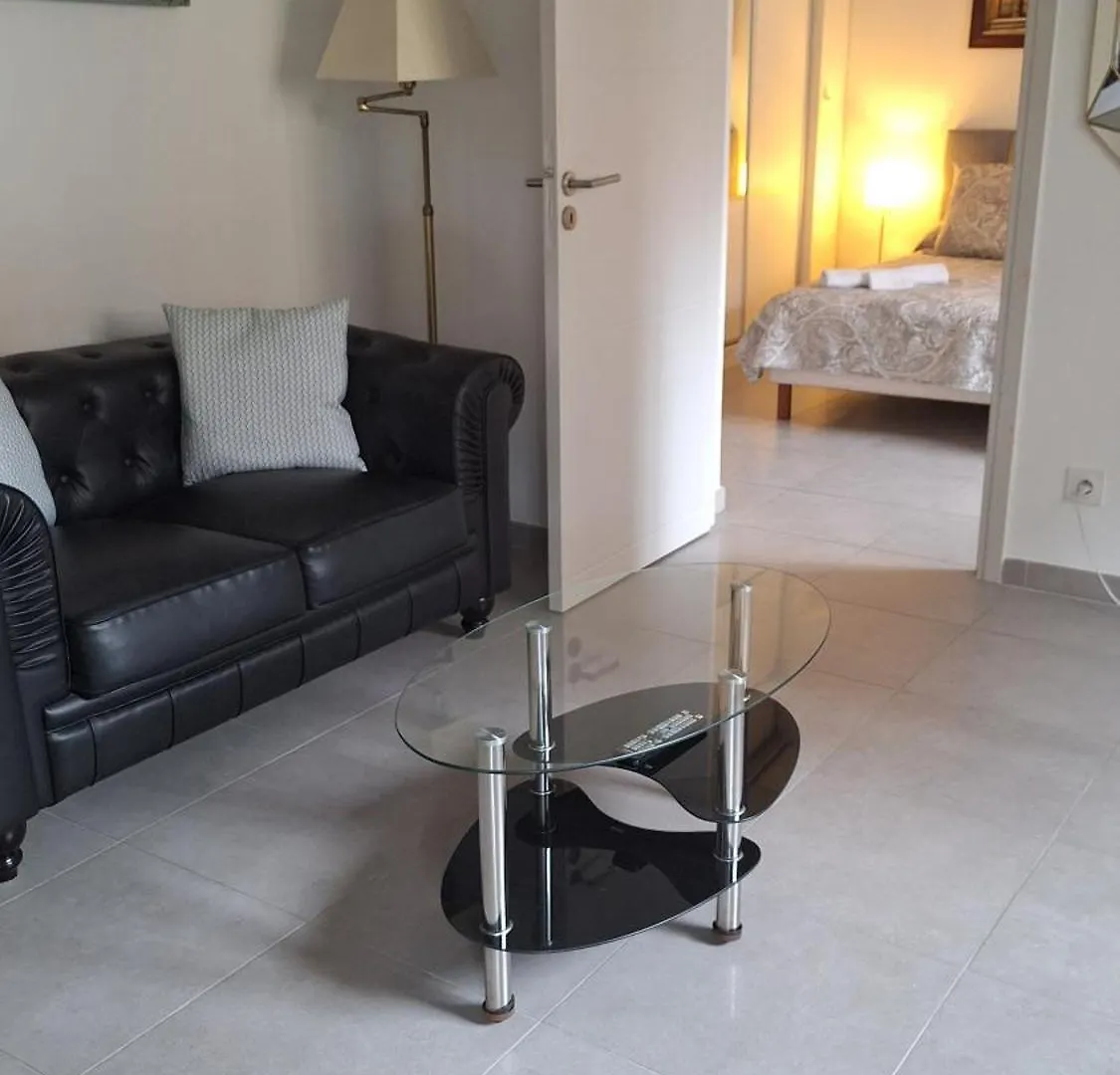 Beau 2 Pieces Rue D'Antibes Apartment Cannes
