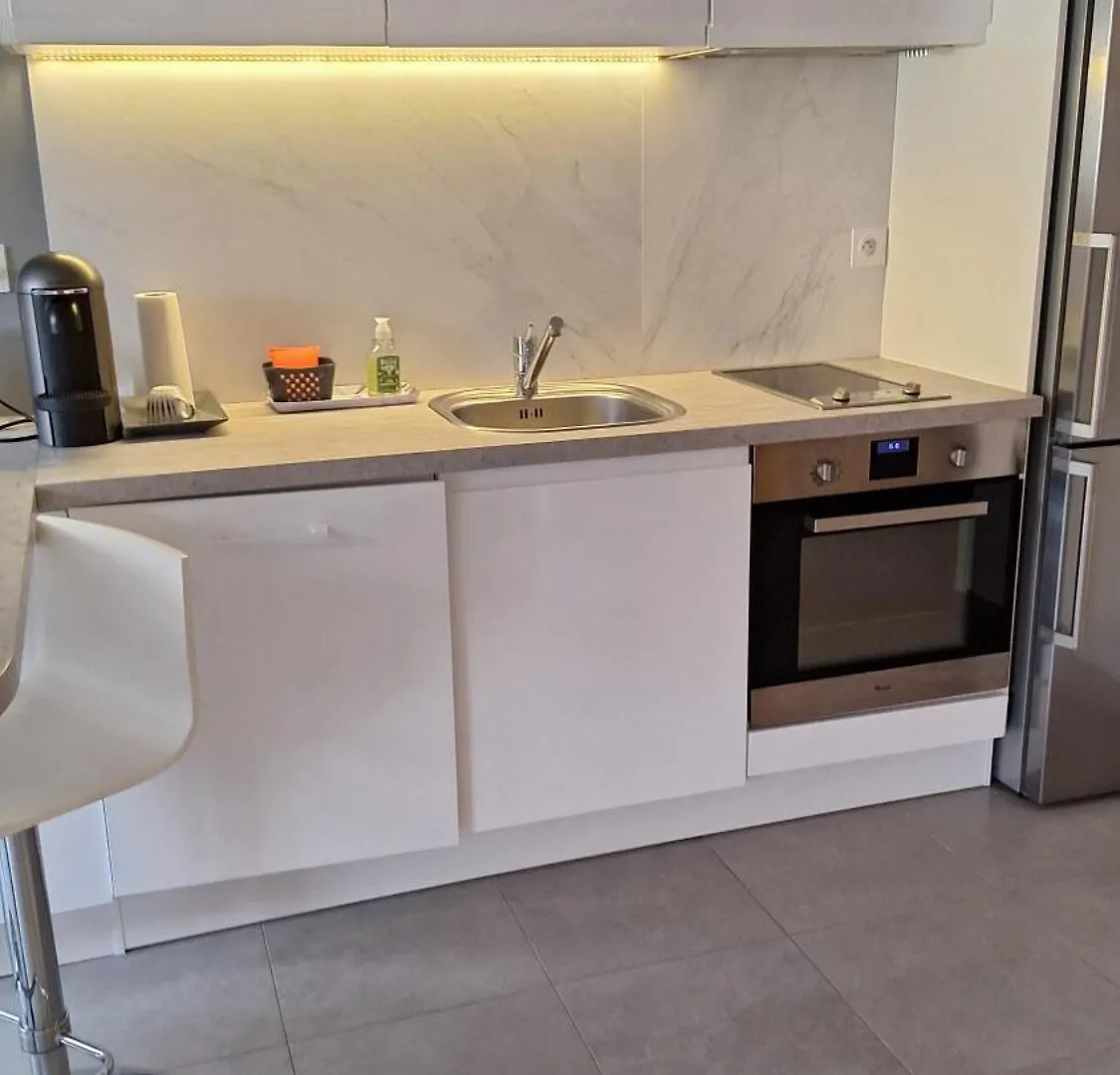 Beau 2 Pieces Rue D'Antibes Apartment Cannes